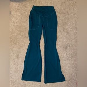 Halara crossover flare leggings
